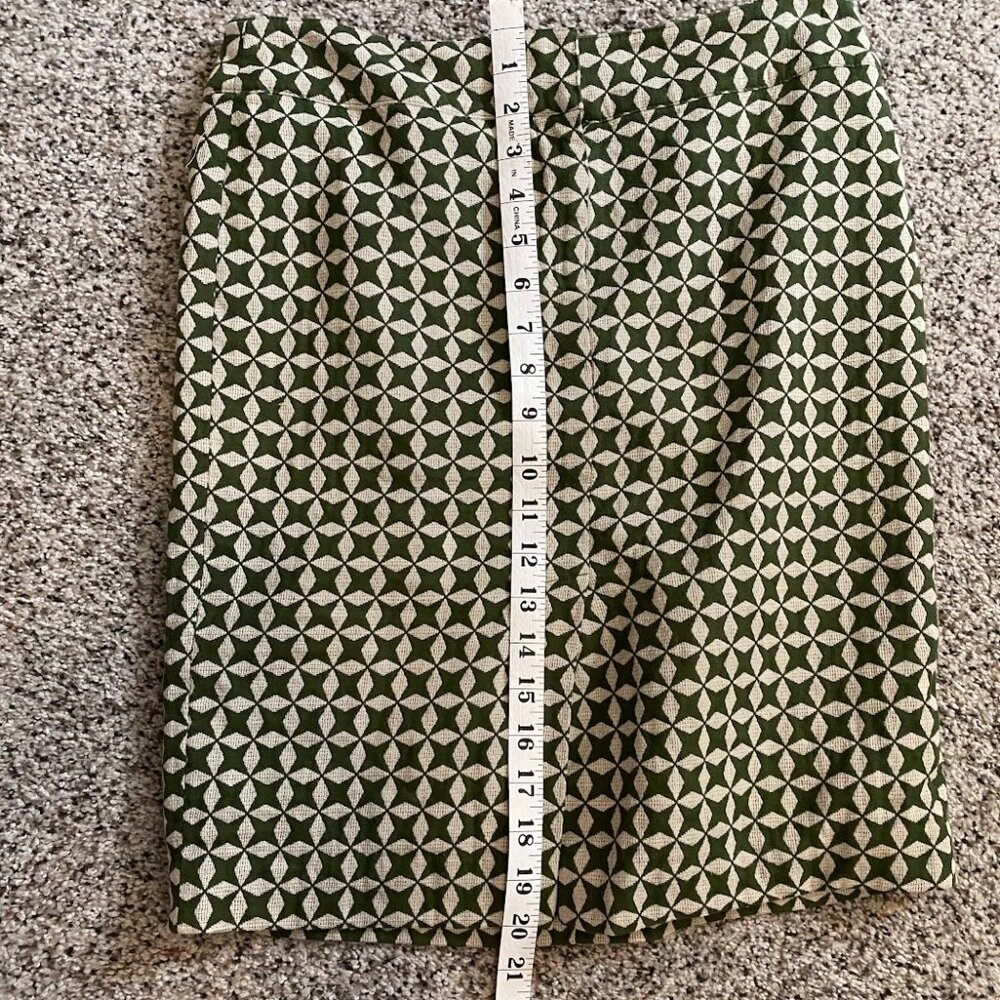 LOFT women's skirt, green and white, size 4